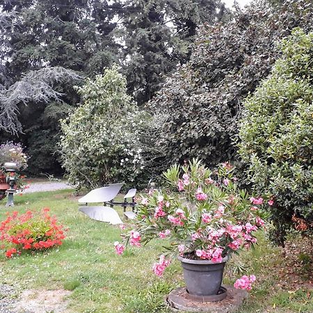 La Ferme Des Tertres La Chapelle-pres-Sees Exterior foto